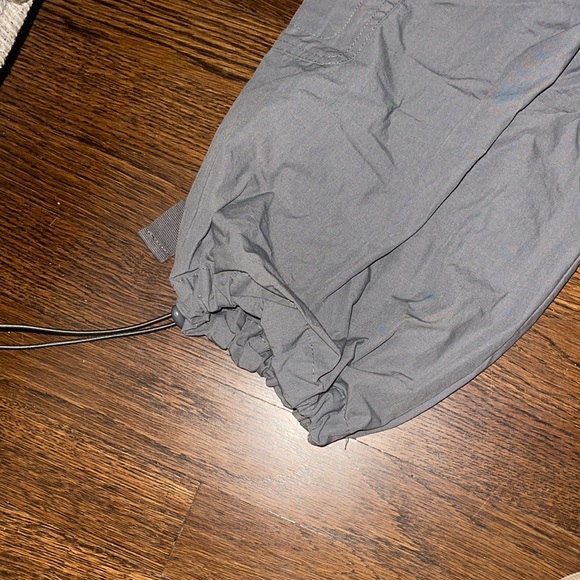 Womens Gray Cargo Pants - Picture 3 of 3